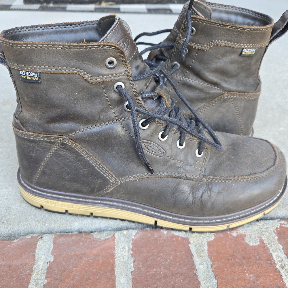 KEEN Men's Dark Brown Leather Boots